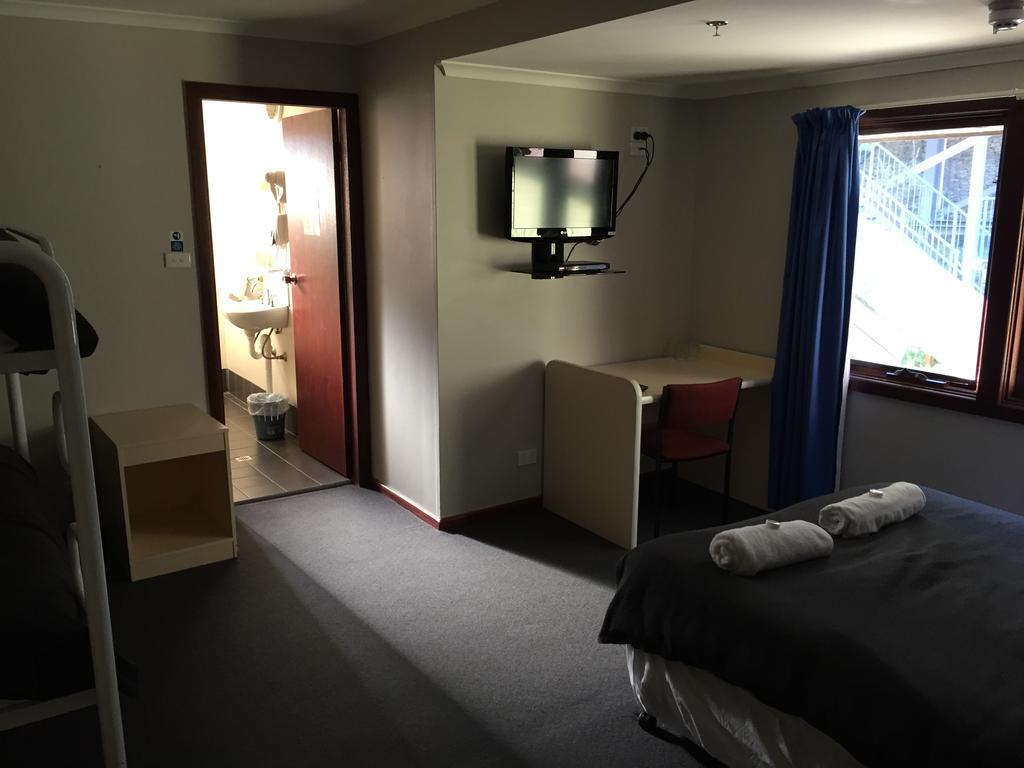 Winterhaus Lodge Thredbo Village Esterno foto