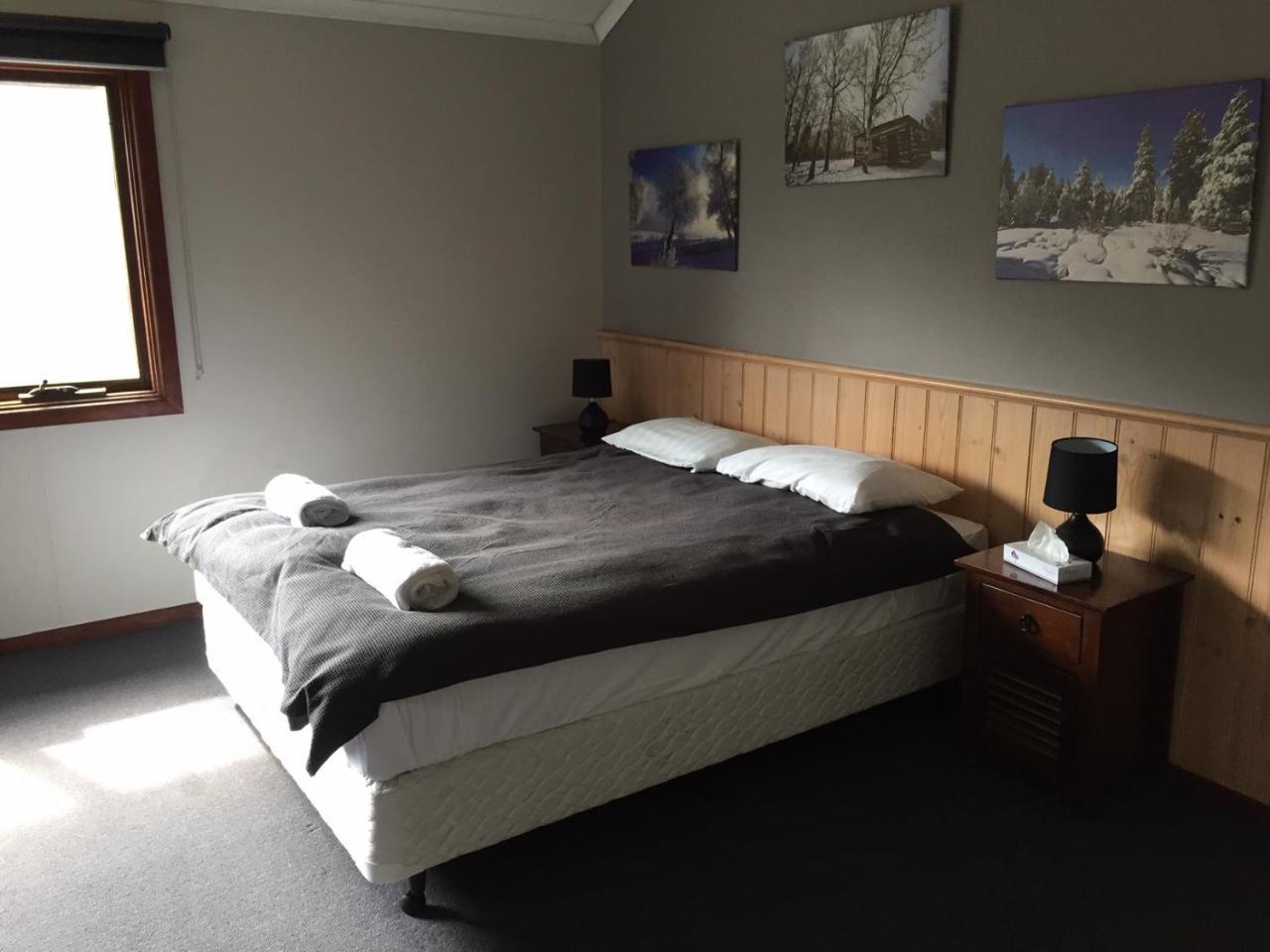 Winterhaus Lodge Thredbo Village Esterno foto