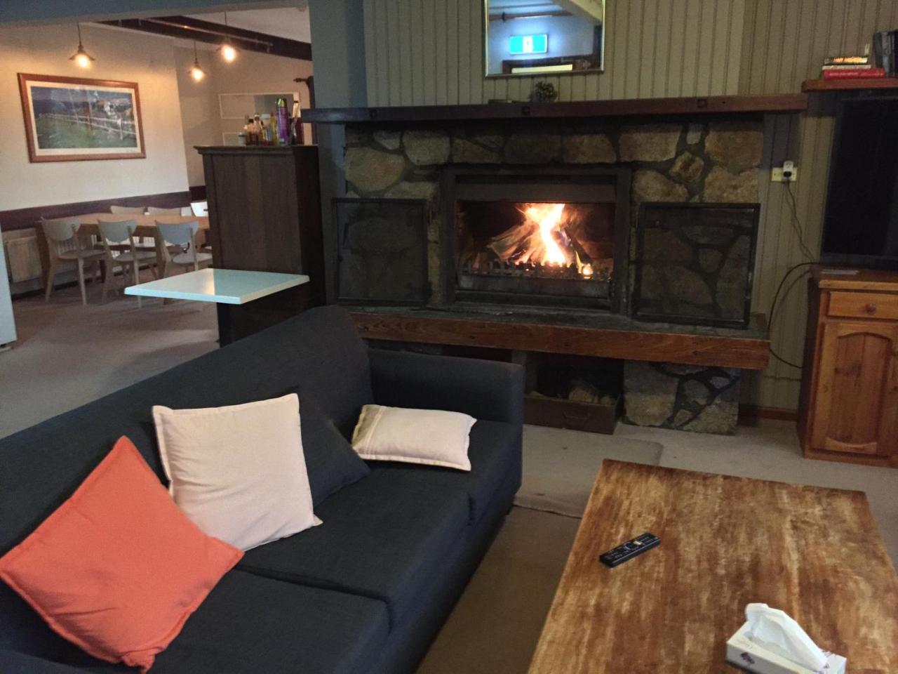 Winterhaus Lodge Thredbo Village Esterno foto